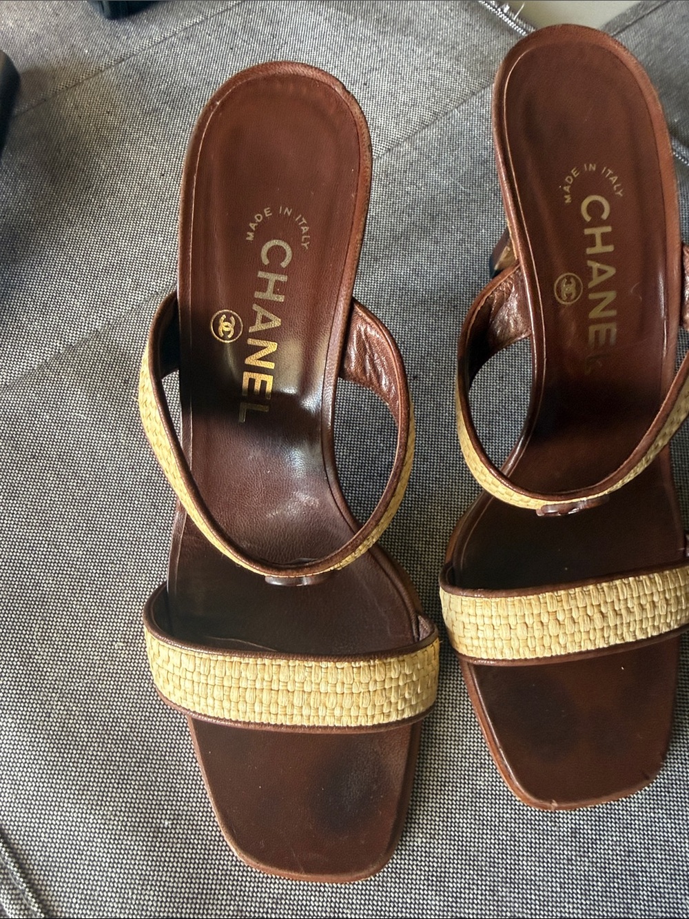 CHANEL Brown Leather and Natural Raffia Double-Strap Heeled Sandals - Picture 2 of 10
